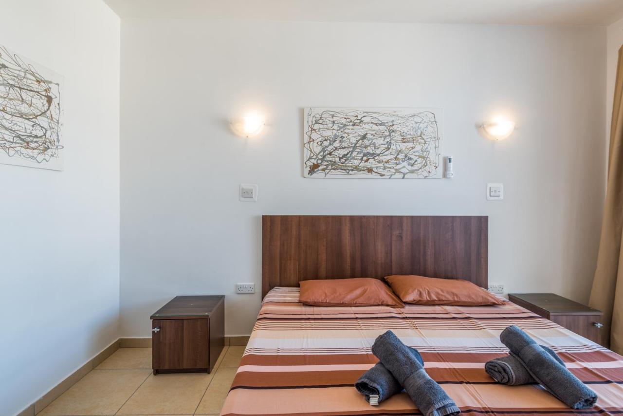 Seashells Apartments With Terrace, Just Off The Seafront In Bugibba - By Getawaysmalta St. Paul's Bay Exterior foto